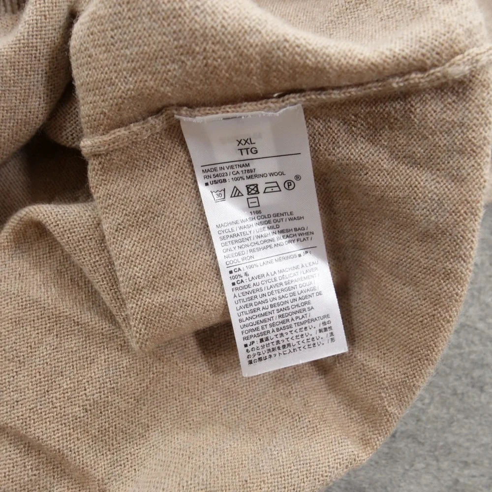 Banana Republic garment excellent